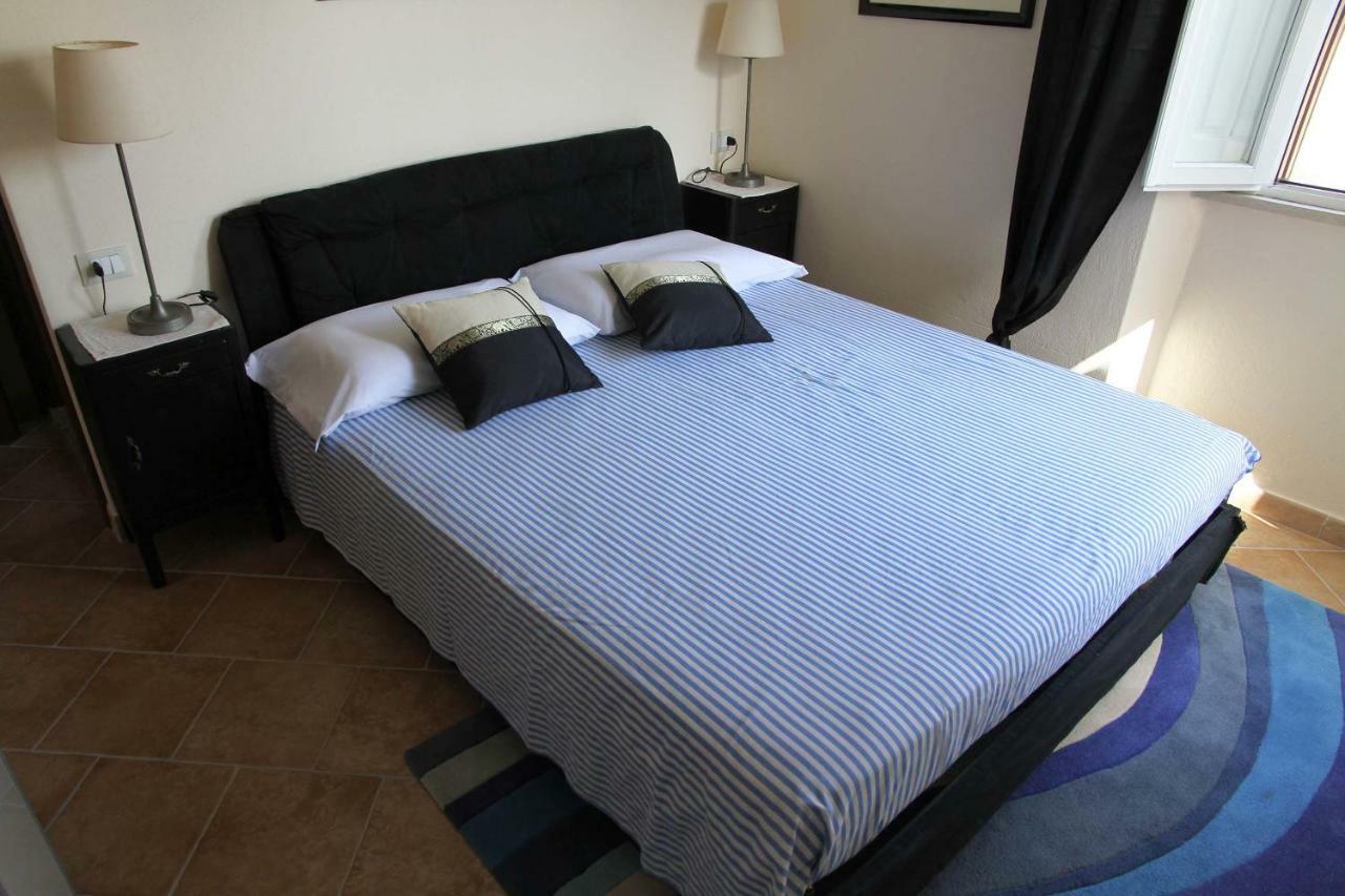 Bed and Breakfast Los Flamingos La Maddalena  Exteriér fotografie